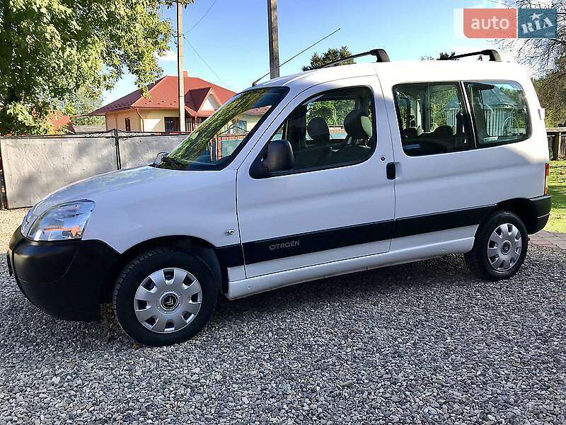Универсал Citroen Berlingo 2010 в Львове