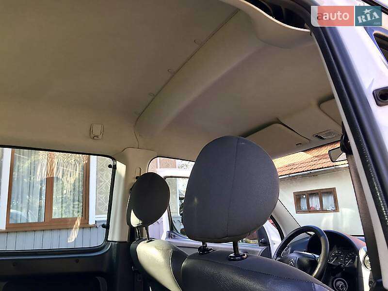 Универсал Citroen Berlingo 2010 в Львове