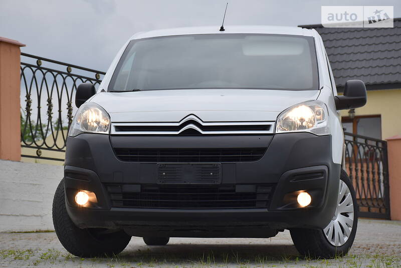 Вантажопасажирський фургон Citroen Berlingo 2015 в Дрогобичі
