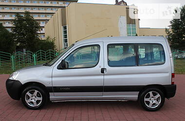 Вантажопасажирський фургон Citroen Berlingo 2009 в Трускавці