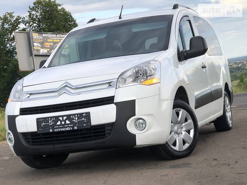Вантажопасажирський фургон Citroen Berlingo 2011 в Дрогобичі