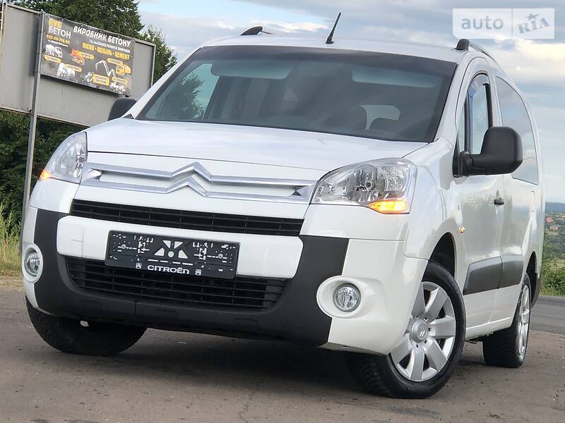 Вантажопасажирський фургон Citroen Berlingo 2011 в Дрогобичі