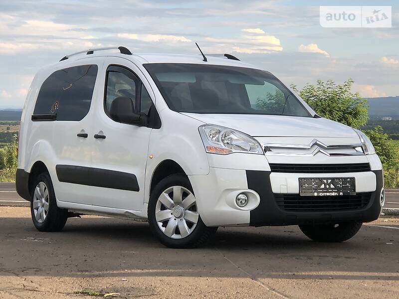 Вантажопасажирський фургон Citroen Berlingo 2011 в Дрогобичі