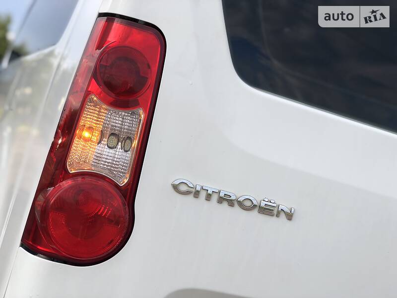 Вантажопасажирський фургон Citroen Berlingo 2011 в Дрогобичі