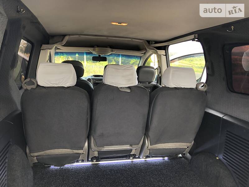 Вантажопасажирський фургон Citroen Berlingo 2011 в Дрогобичі
