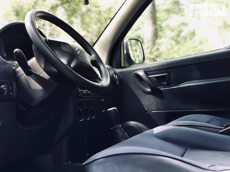 Мінівен Citroen Berlingo 2006 в Чернівцях