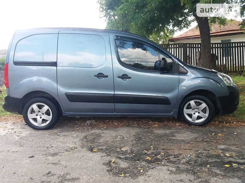 Грузовой фургон Citroen Berlingo 2008 в Звенигородке