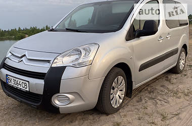 Универсал Citroen Berlingo 2011 в Владимирце