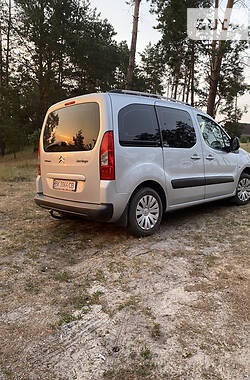 Універсал Citroen Berlingo 2011 в Володимирці