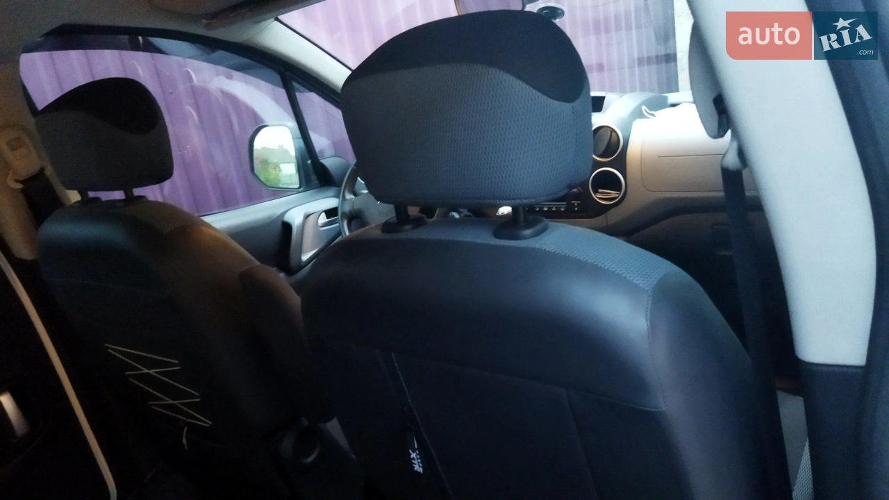 2011 Citroen Berlingo - мініатюра 31