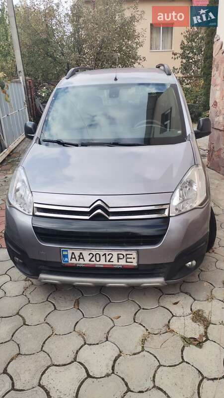 Универсал Citroen Berlingo 2016 в Киеве