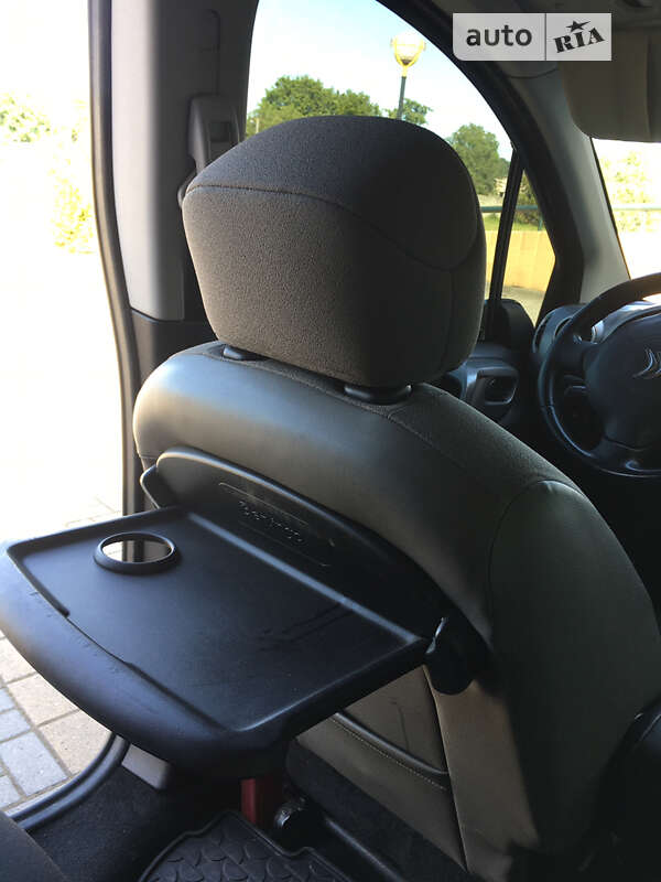 Минивэн Citroen Berlingo 2015 в Ужгороде