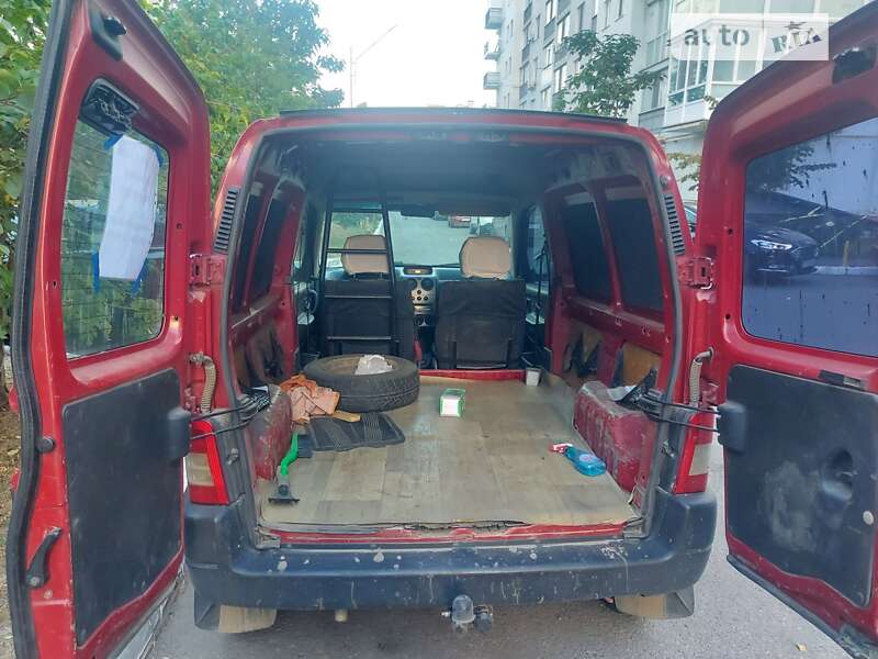Грузовой фургон Citroen Berlingo 2004 в Николаеве