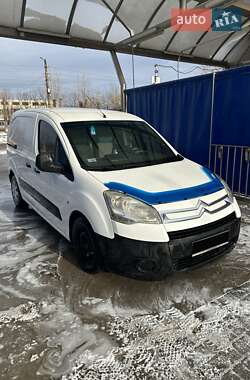 Вантажний фургон Citroen Berlingo 2010 в Калуші