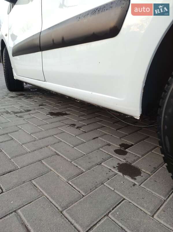 Мінівен Citroen Berlingo 2011 в Ужгороді