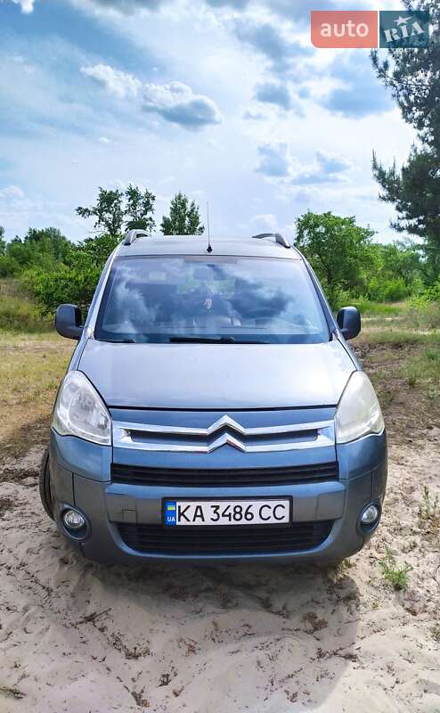Минивэн Citroen Berlingo 2011 в Киеве
