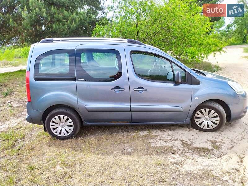 Минивэн Citroen Berlingo 2011 в Киеве