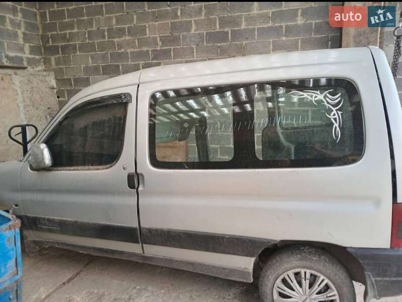 Минивэн Citroen Berlingo 2004 в Болехове