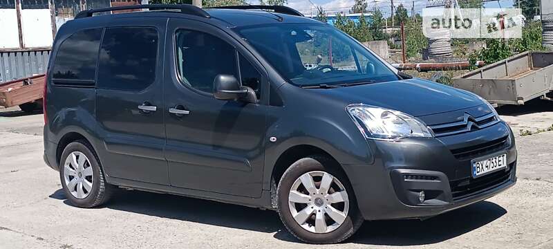 Мінівен Citroen Berlingo 2015 в Нетішині