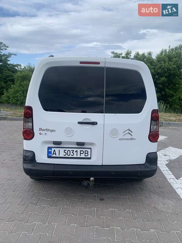 Вантажний фургон Citroen Berlingo 2014 в Броварах