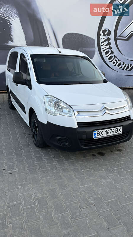 Минивэн Citroen Berlingo 2010 в 