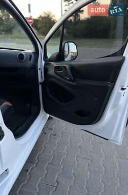 Минивэн Citroen Berlingo 2010 в 