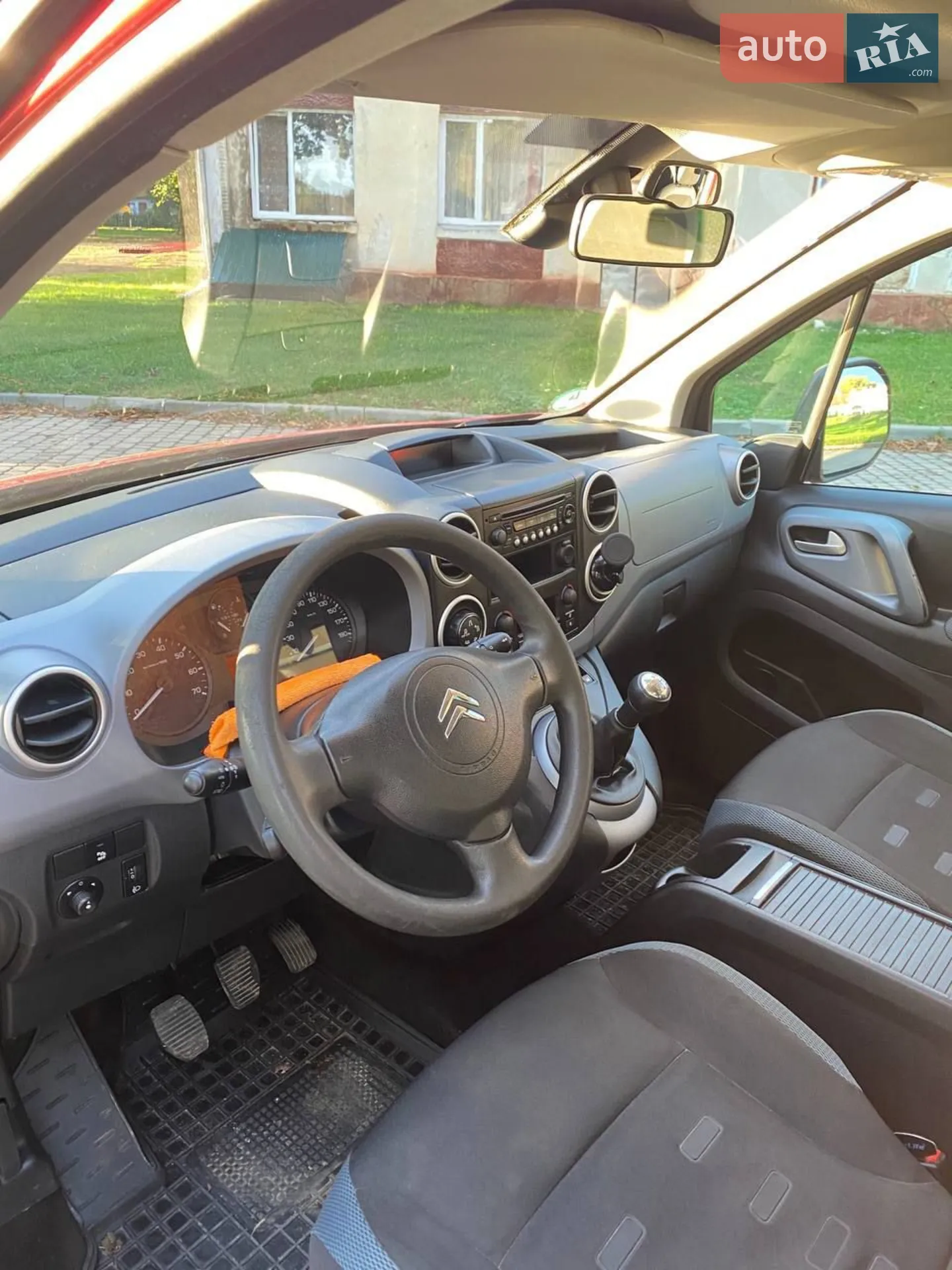 2011 Citroen Berlingo - мініатюра 13