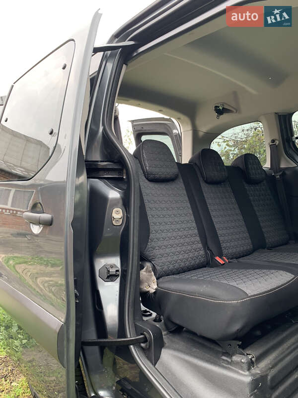 Минивэн Citroen Berlingo 2013 в Хмельницком