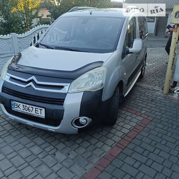 Мінівен Citroen Berlingo 2009 в Дубні