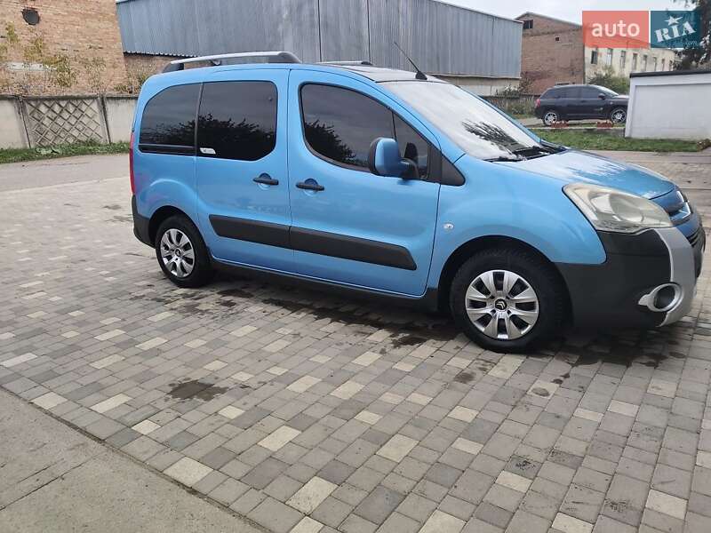 Минивэн Citroen Berlingo 2012 в Летичеве