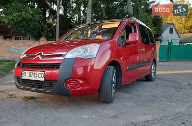 Минивэн Citroen Berlingo 2011 в Хороле