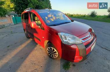 Минивэн Citroen Berlingo 2011 в Хороле