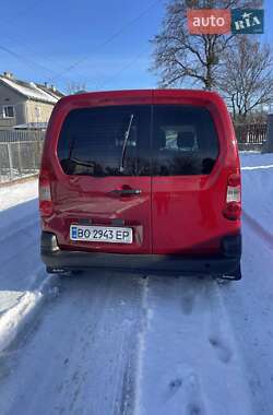 Вантажний фургон Citroen Berlingo 2010 в 