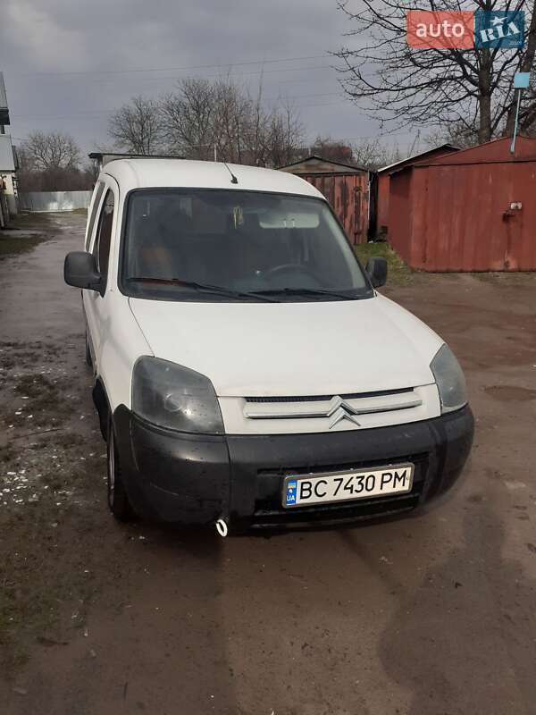 Вантажний фургон Citroen Berlingo 2006 в Львові