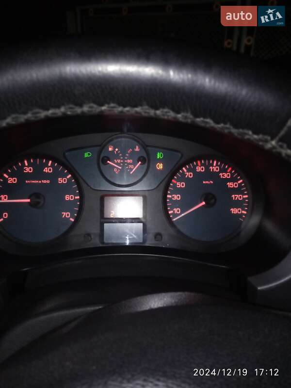 Мінівен Citroen Berlingo 2012 в Городку