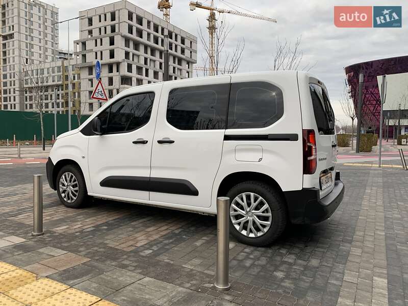 Минивэн Citroen Berlingo 2021 в Киеве