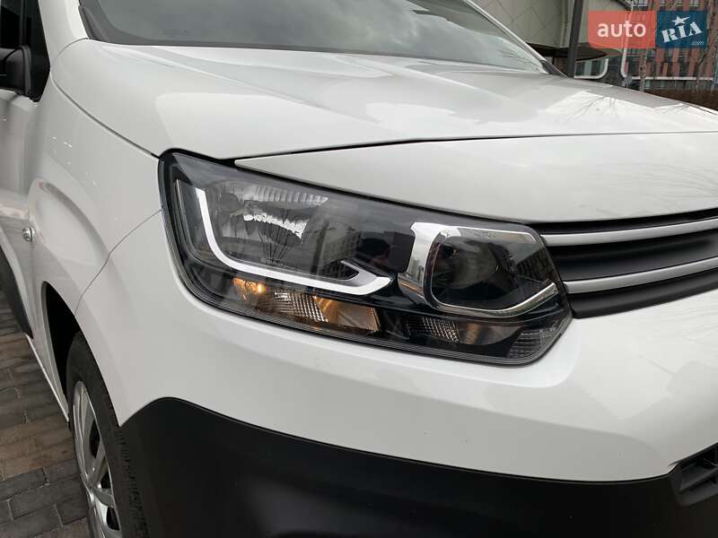 Минивэн Citroen Berlingo 2021 в Киеве