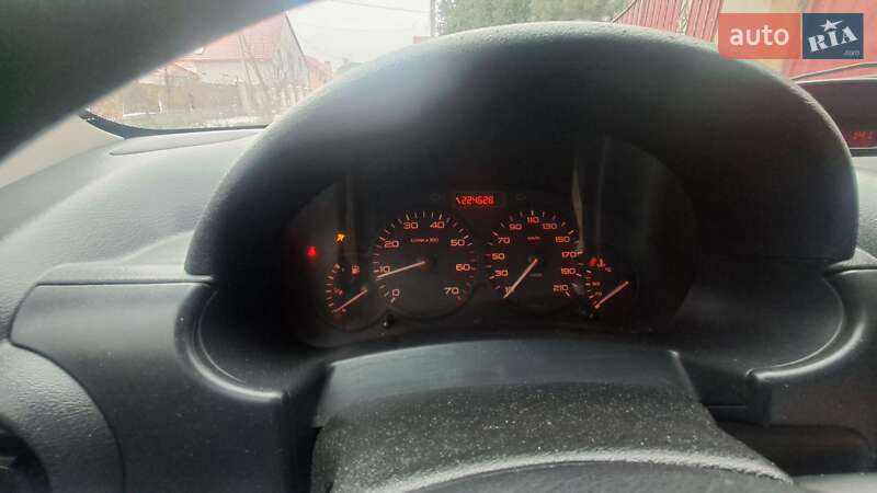 Минивэн Citroen Berlingo 2006 в Хусте