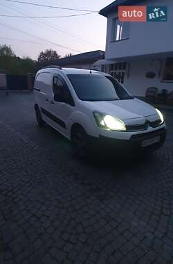 Вантажний фургон Citroen Berlingo 2012 в Іршаві