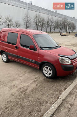 Грузовой фургон Citroen Berlingo 2003 в Мене