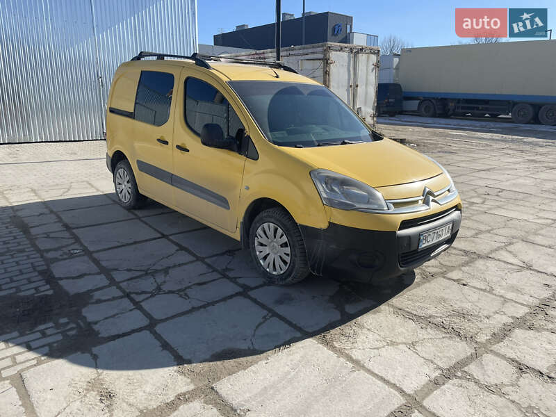 Грузовой фургон Citroen Berlingo 2014 в Львове