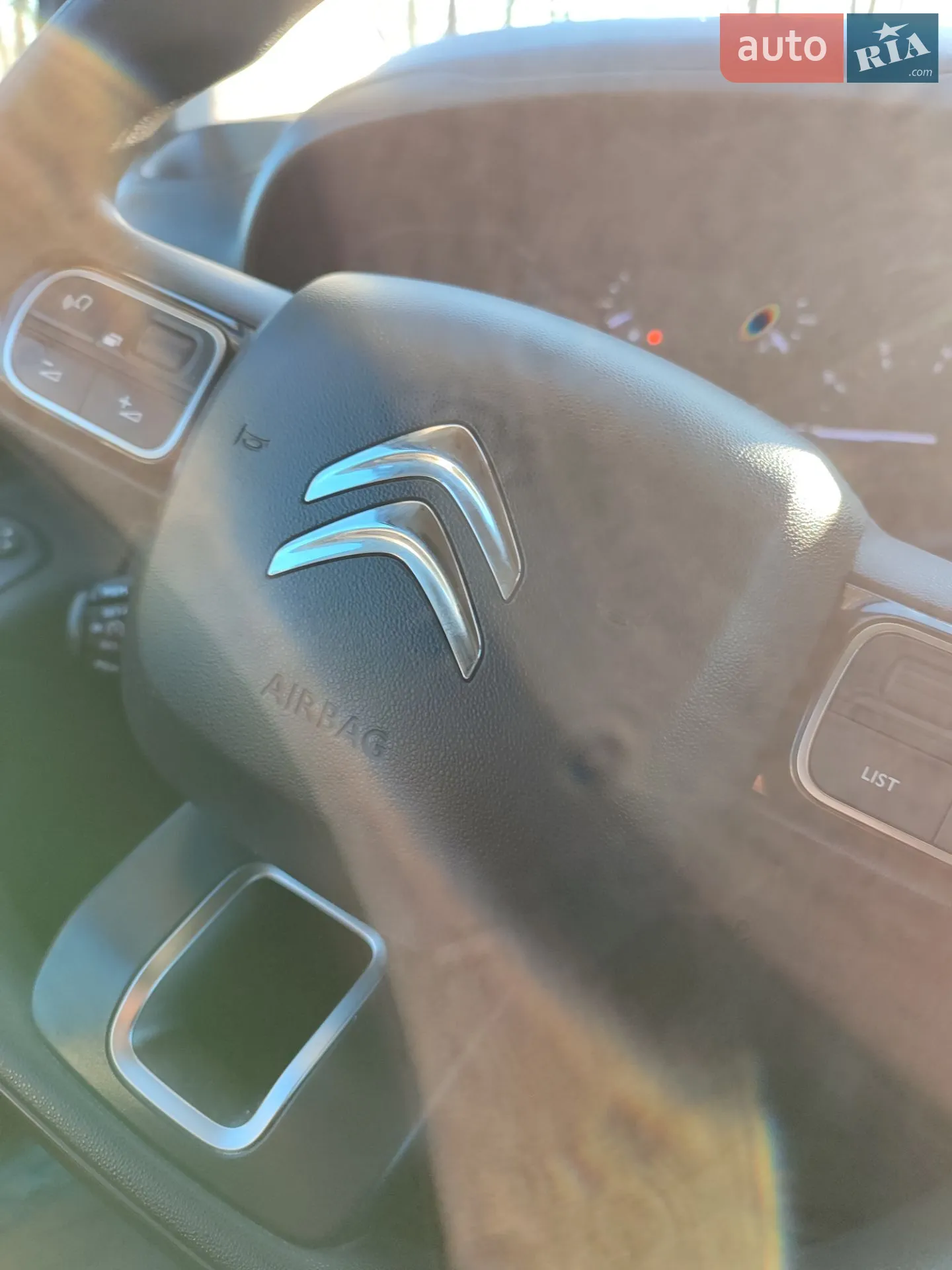 Citroen Berlingo 2019 VIN VR7EFYHWCKN559050 фото оголошення 8 з 34