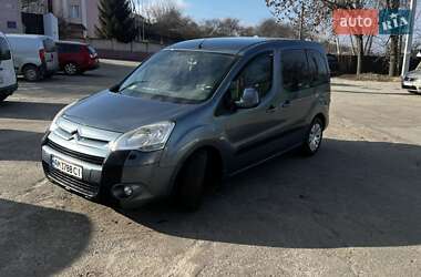 Минивэн Citroen Berlingo 2011 в 