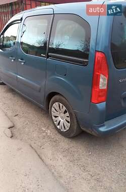 Минивэн Citroen Berlingo 2009 в 