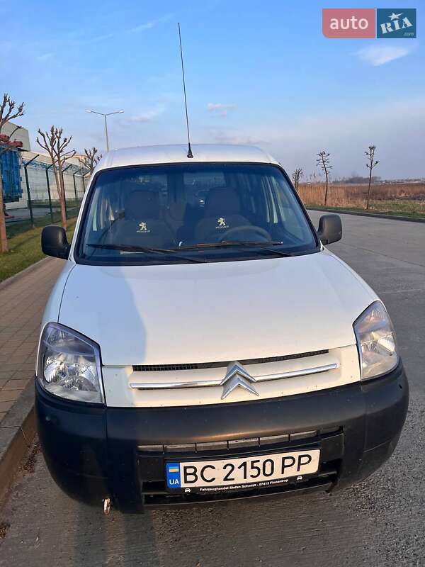 Минивэн Citroen Berlingo 2008 в Комарному