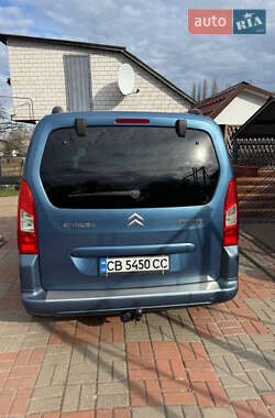Минивэн Citroen Berlingo 2011 в 
