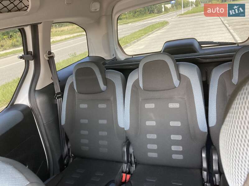Мінівен Citroen Berlingo 2011 в Львові фото 7 Мінівен Citroen Berlingo 2011 в Львові
