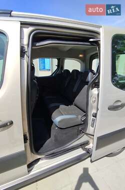 Минивэн Citroen Berlingo 2011 в 