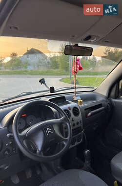 Минивэн Citroen Berlingo 2011 в 