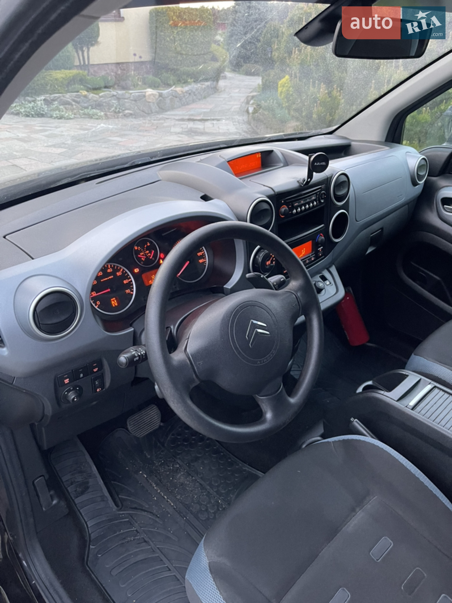 2011 Citroen Berlingo - мініатюра 40